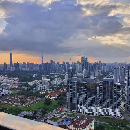 Reizz Residence By Luxury Suites Kuala Lumpur Dış mekan fotoğraf