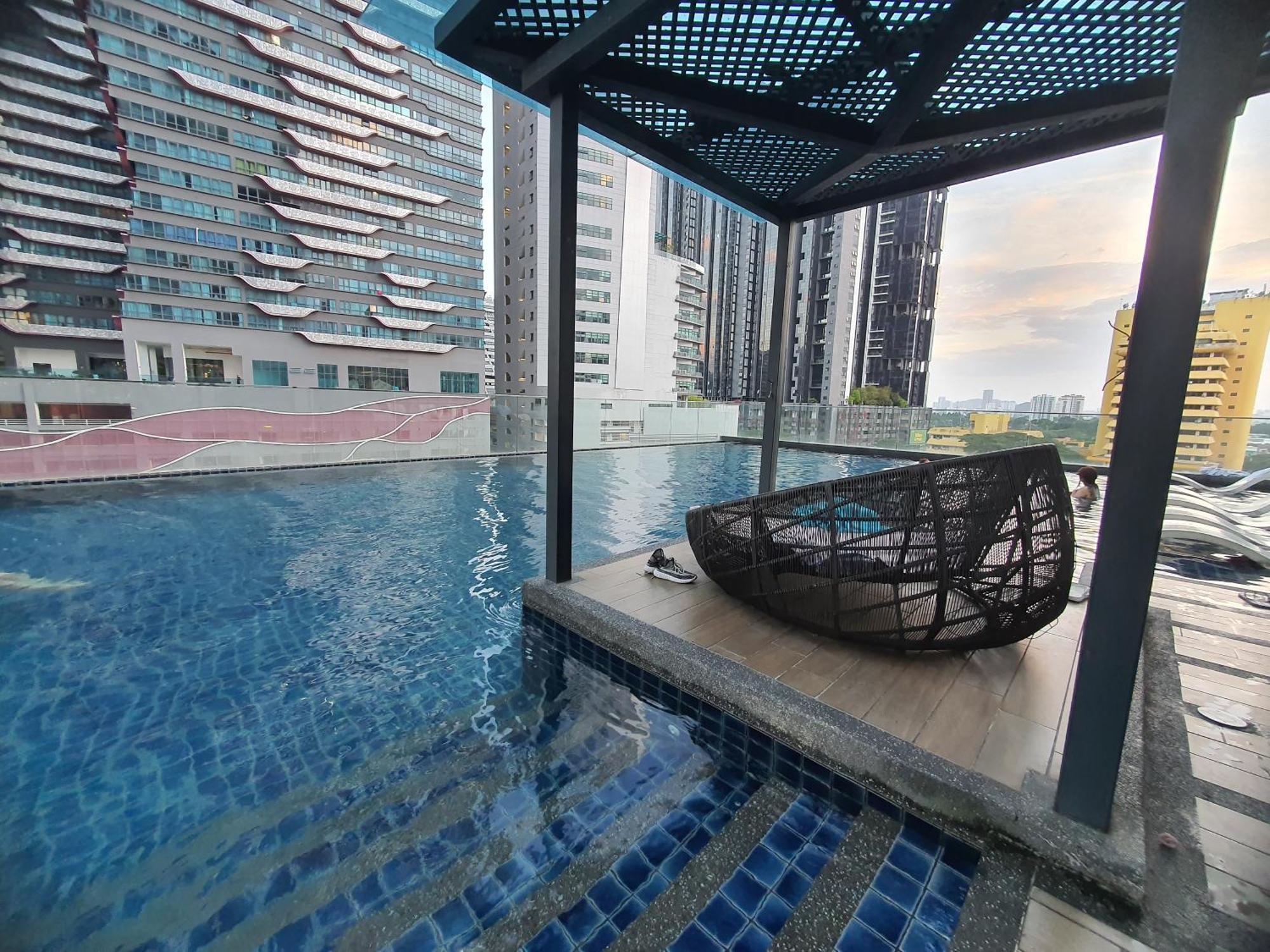 Reizz Residence By Luxury Suites Kuala Lumpur Dış mekan fotoğraf